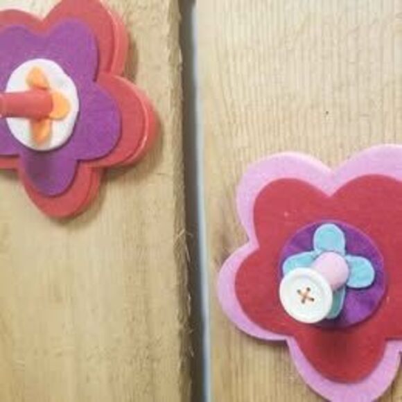 Flower Power Hooks or Curtain Tie Backs Pair - Picture 6 of 6